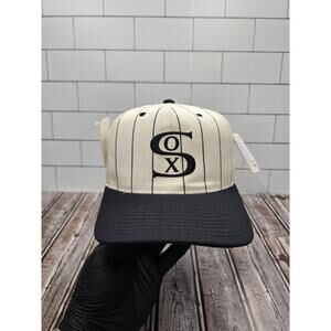 Starter Chicago White Sox Vintage Plain Logo Pin Stripe Adjustable Snapback Hat